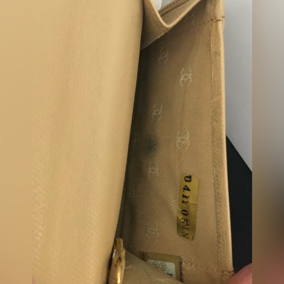 ‼️SOLD‼️Chanel Caviar Wallet - Picture 7 of 8